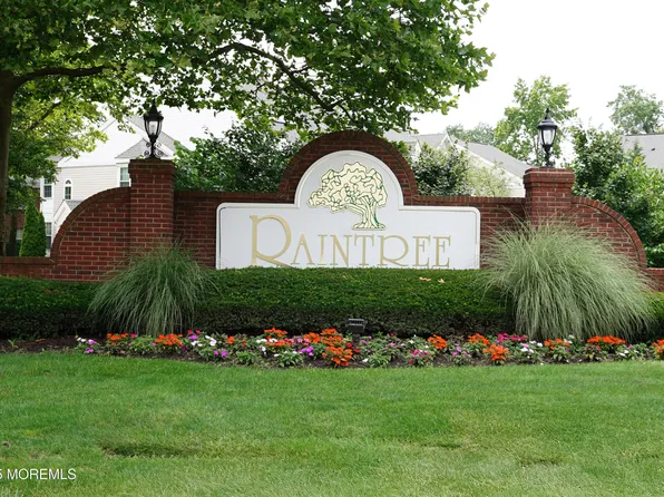 186 Snow Drop Place, Freehold, NJ 07728