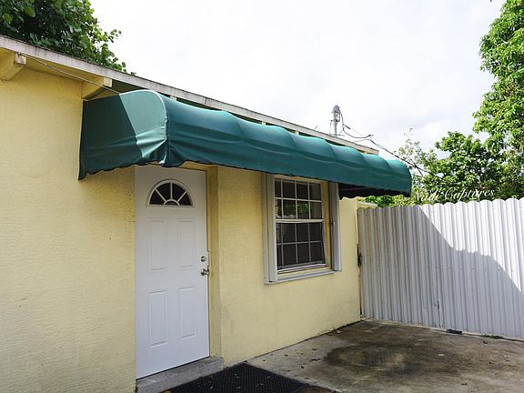 2nd image of 1421 N Andrews Ave