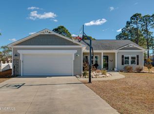 4533 Pinewood Village Dr, Southport, NC 28461