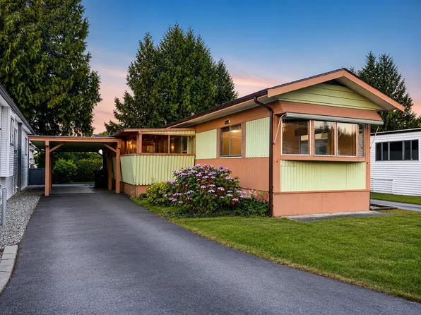 11882 Poplar Dr #19, Pitt Meadows, BC V3Y 1Z3
