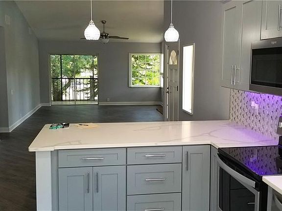 5th image of 38 Pelican Pl