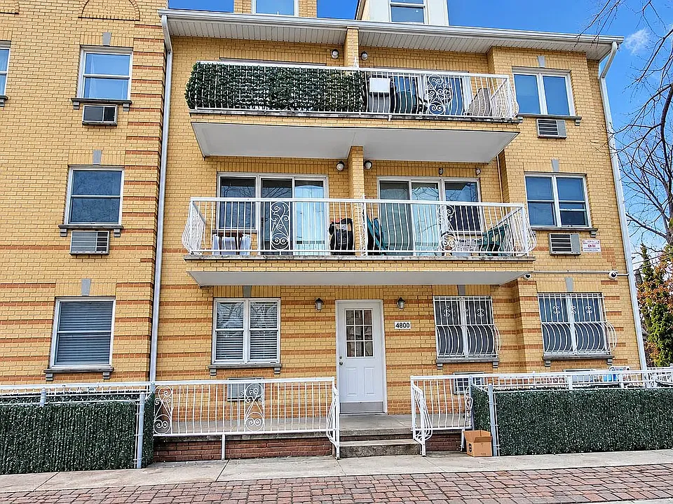 4800 Bedford Ave #C3C
