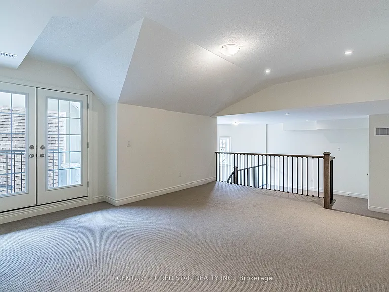 192 Farrell Rd — Photo 32