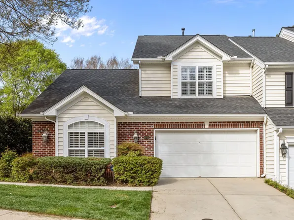 6941 Middleboro Dr, Raleigh, NC 27612