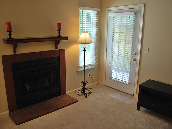2nd image of 4312 Edith Ln APT B