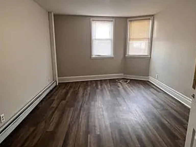 787 Summer Ave #1 — Photo 4