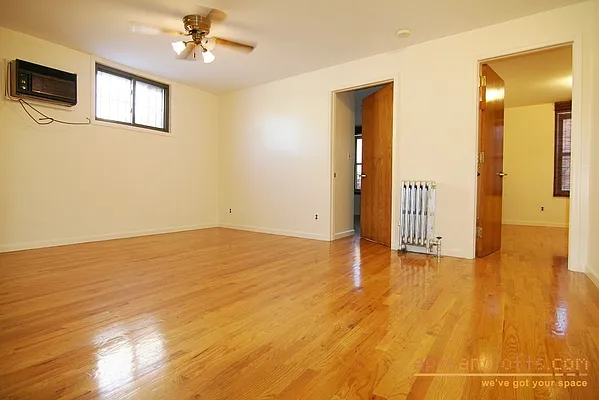 Rented by aptsandlofts.com | media 37