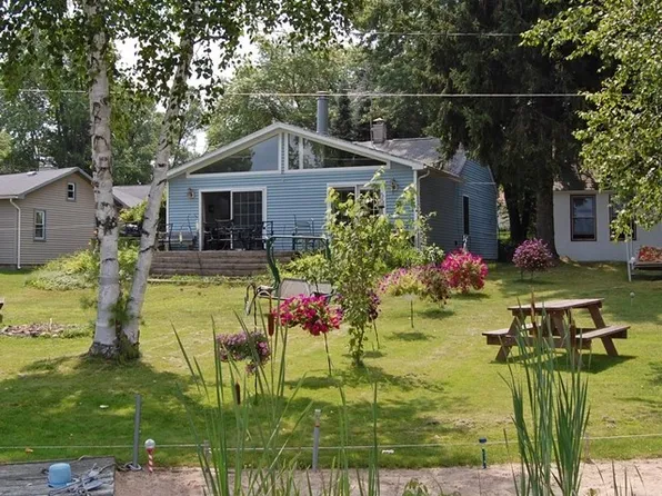 8902 Bass St, Mecosta, MI 49332