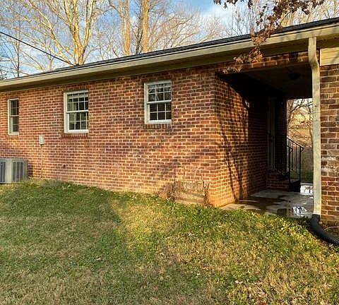 5th image of 1355 Lilac Ln