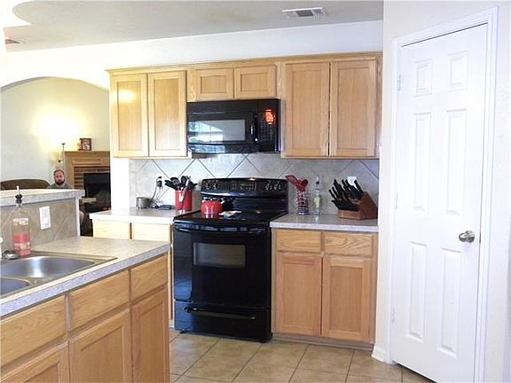 5th image of 7003 Aquamarine Dr
