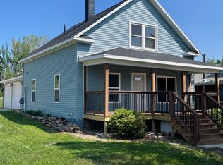 446 3rd Ave E, Dickinson, ND 58601