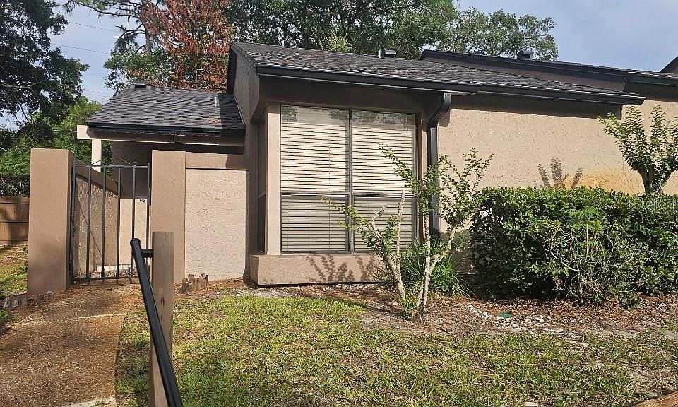 1st image of 940 Douglas Ave Unit 212