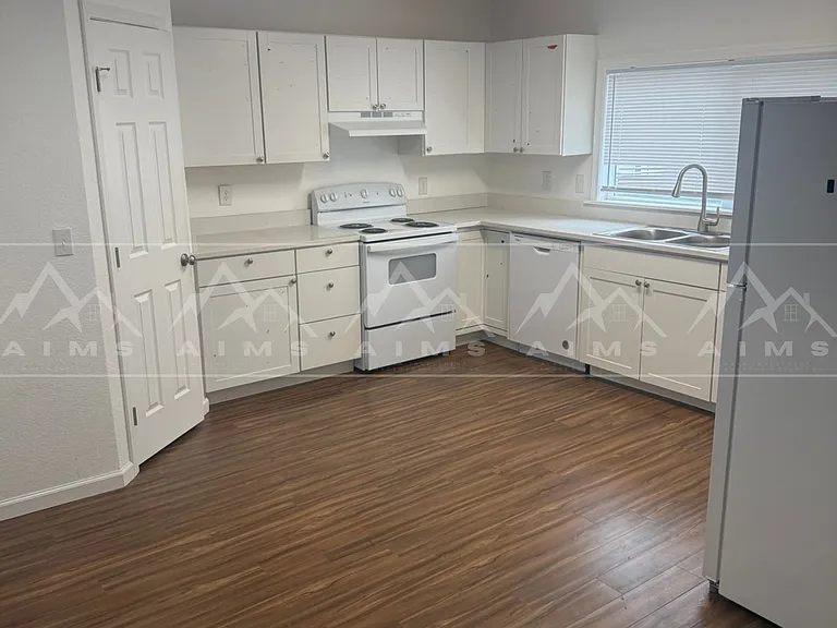 3311 E 84th Ave #5 — Photo 2