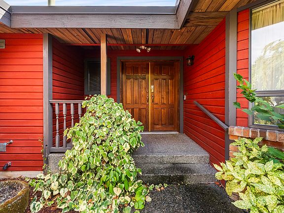 5th image of 2066 149th St