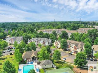 157 Forest Dr, Piscataway, NJ 08854