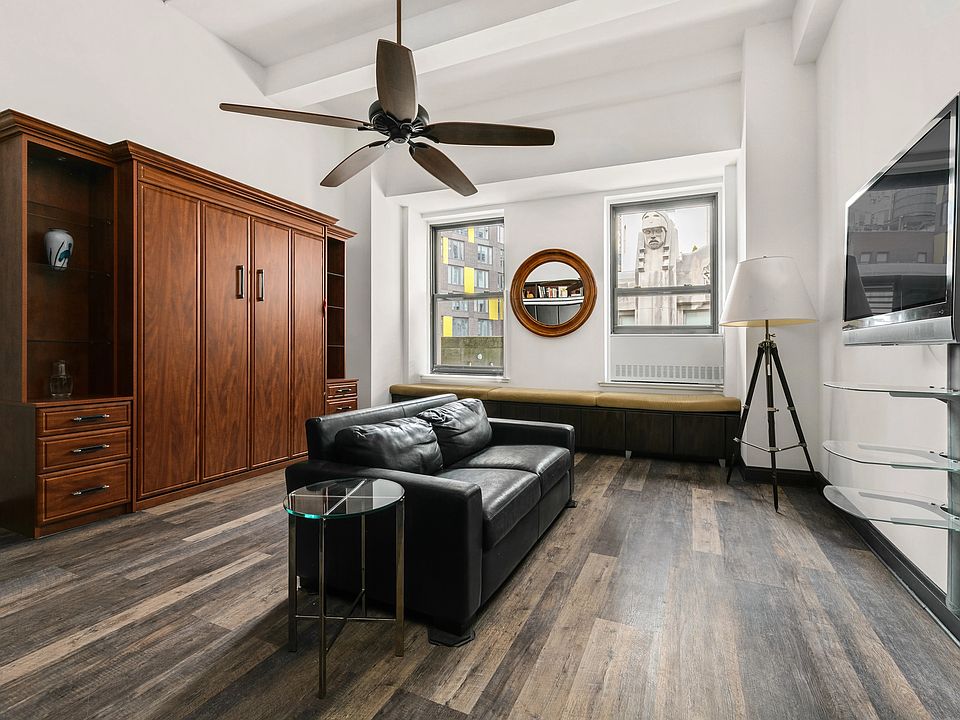 1st image of 3 Hanover Sq APT 18B