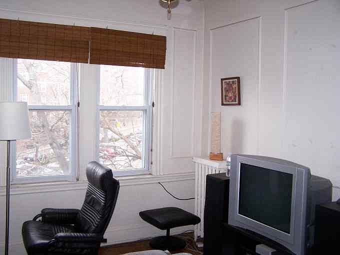 2nd image of 1445 Cambridge St APT 3