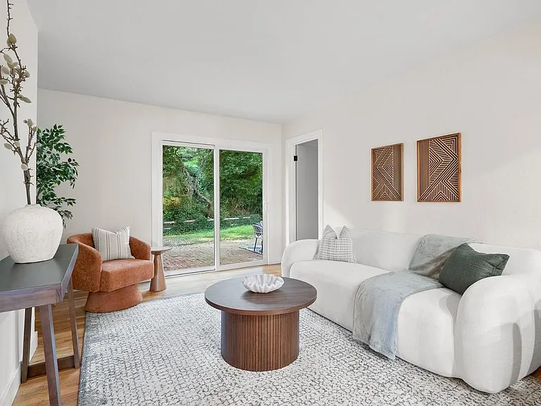 Soledad Pl — Photo 4