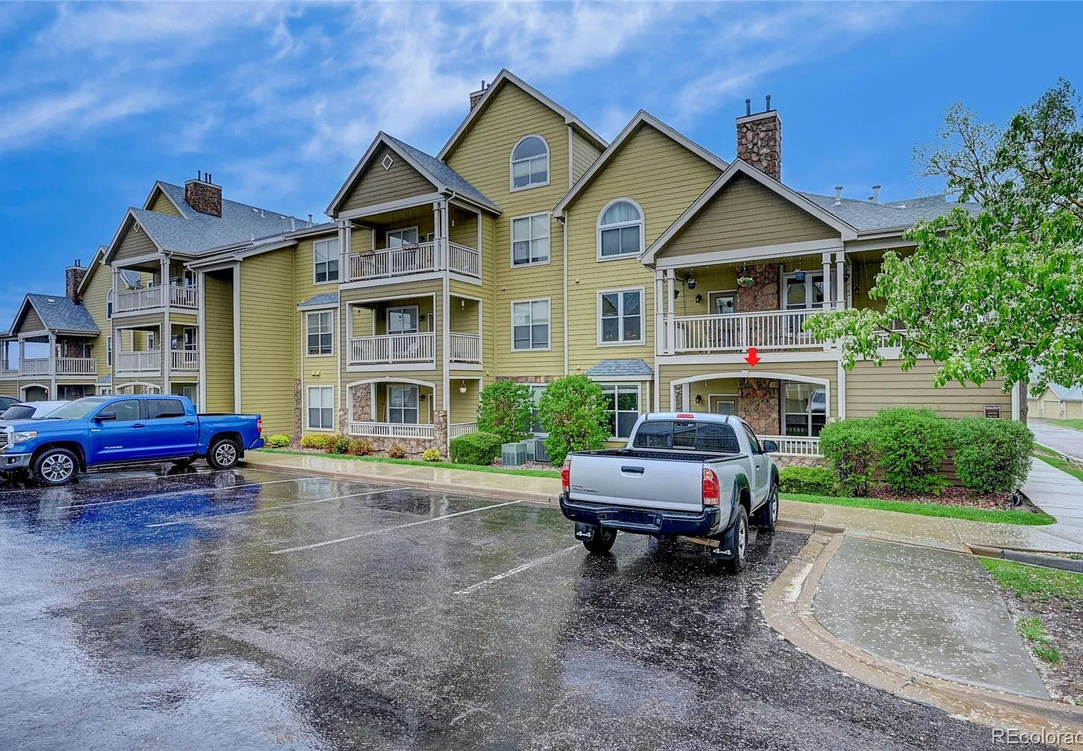 1 bed, 1.0 bath, 774 sqft, $1,550 — Photo 1
