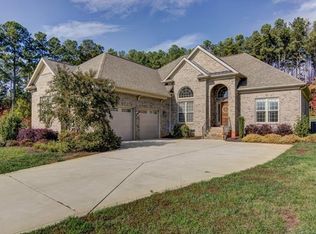4096 Bordeaux Dr, Denver, NC 28037