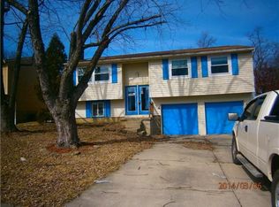 3180 McGill Ln, Cincinnati, OH 45251