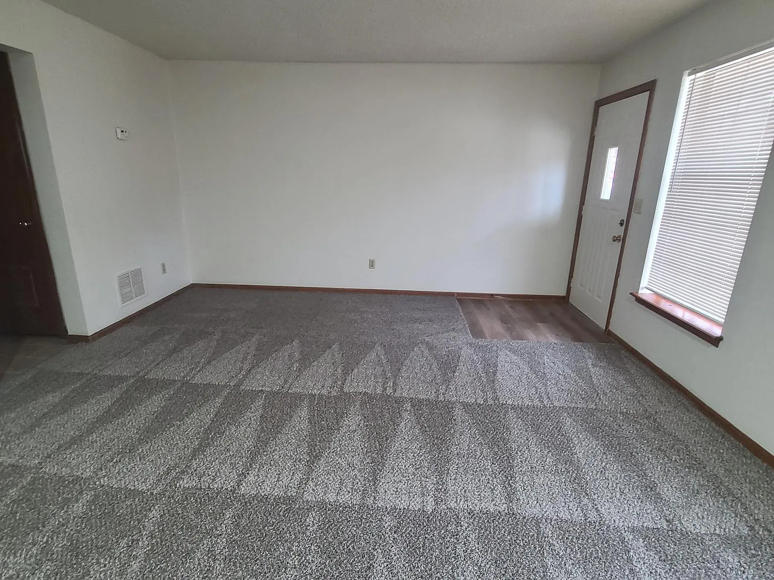 1 bed, 800 sqft, $795 — Photo 3