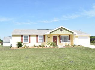 2192 SE Shelter Dr, Port Saint Lucie, FL 34952