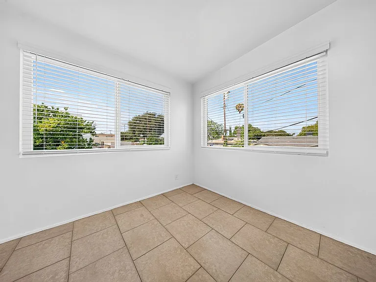 6944-6954 Coldwater Canyon Ave — Photo 26