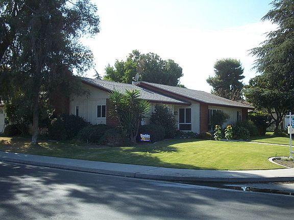 Corner Lot