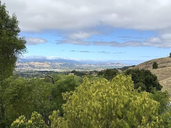 3175 Oak Leaf Ct, Morgan Hill, CA 95037