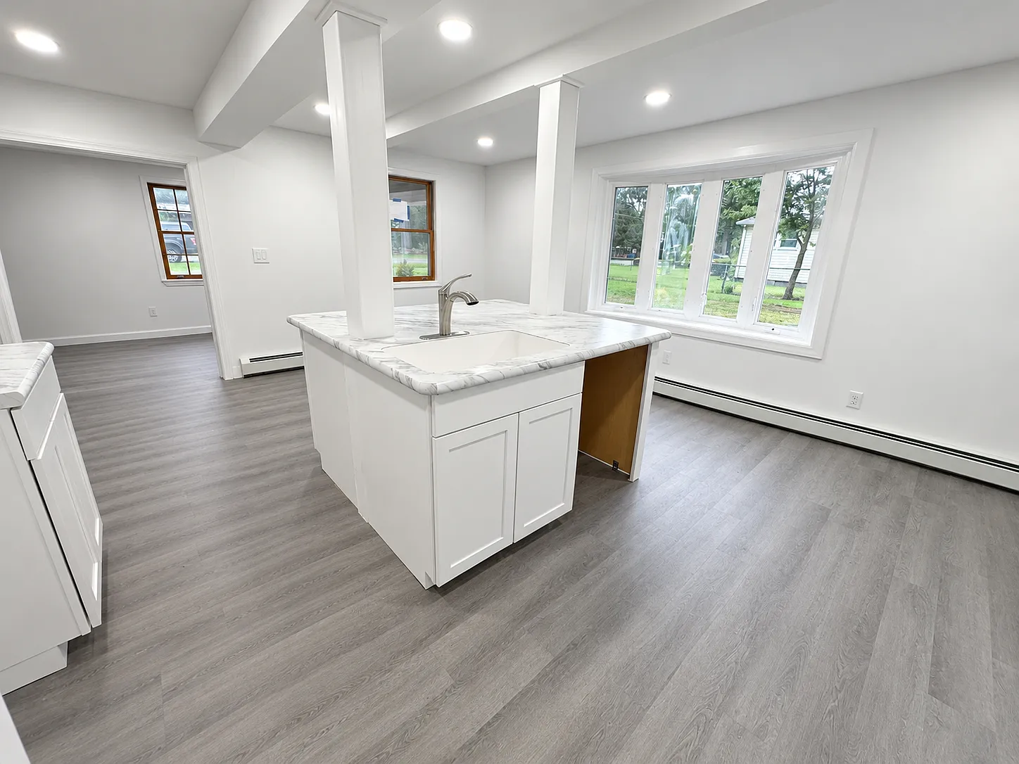 4 bed, 2248 sqft, $3,000 — Photo 2