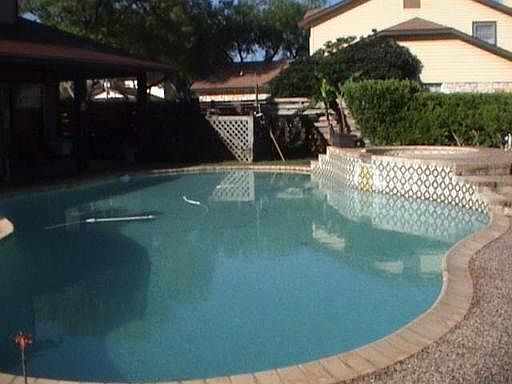 3rd image of 7539 HYATT DR