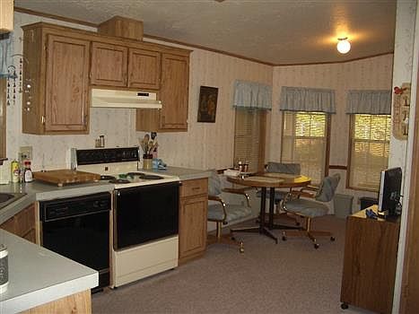 3rd image of 3700 14th Ave SE Unit 165