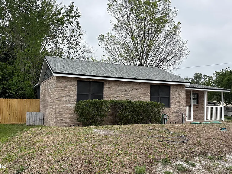 5933 Jammes Rd — Photo 5