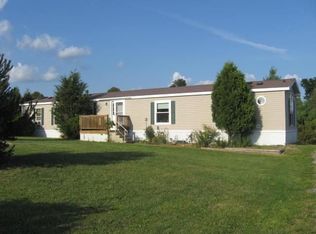 72 Demot Rd, Hammond, NY 13646