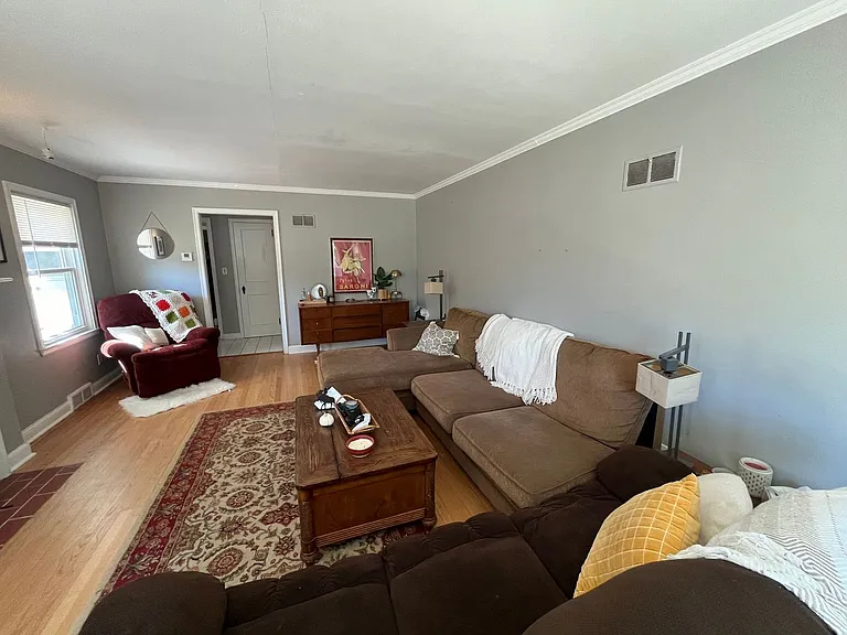 2204 Midway Blvd — Photo 5