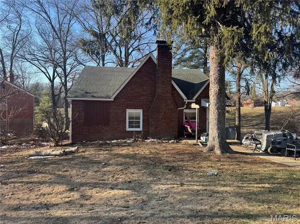 209 Brentwood Blvd, Alton, IL 62002