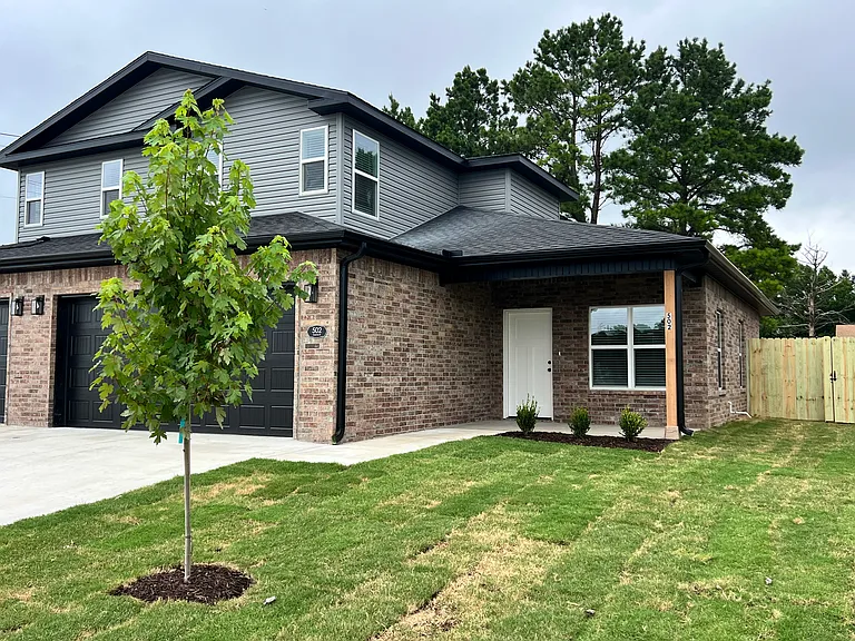 502 Cosmos St — Photo 13