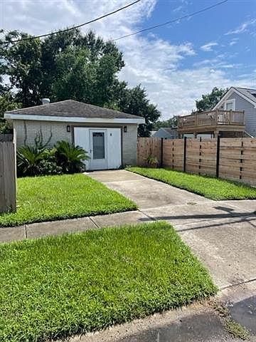 1st image of 5350 Cameron Blvd #B