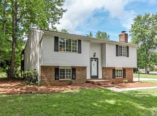 2841 Studley Rd, Charlotte, NC 28212