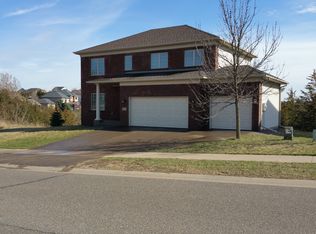 2 W Canyon Dr., Hudson, WI 54016