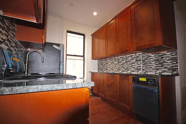 Rented by Landmark Realty & Management | media 36