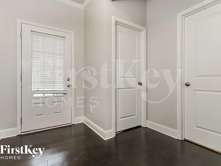 4648 Brayden Dr — Photo 2