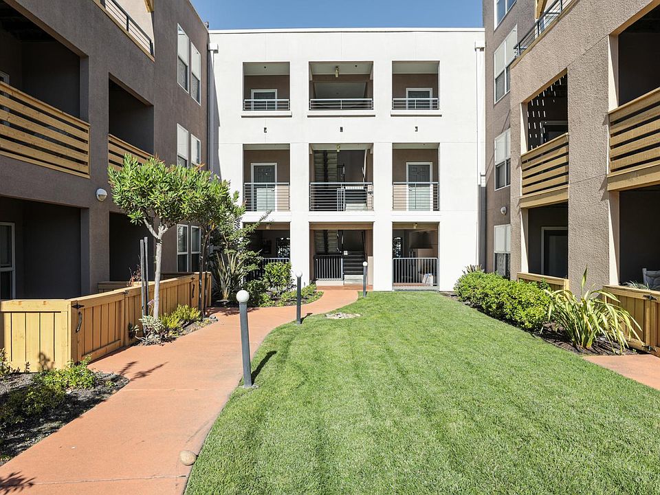 1st image of 1500 Laurel St #306