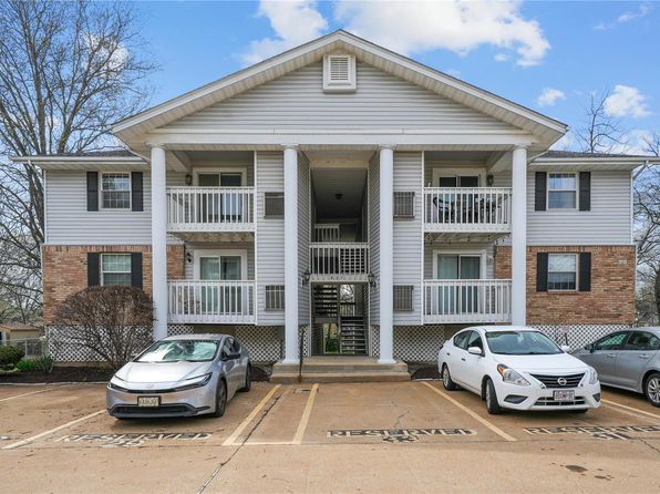 621 S Kirkwood Rd APT 300, Saint Louis, MO 63122