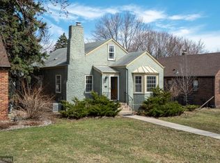 1369 Iowa Ave W, Falcon Heights, MN 55108