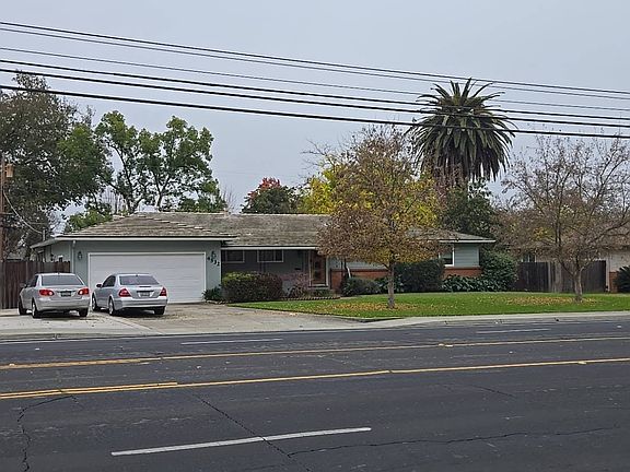 3rd image of 4532 El Camino Ave