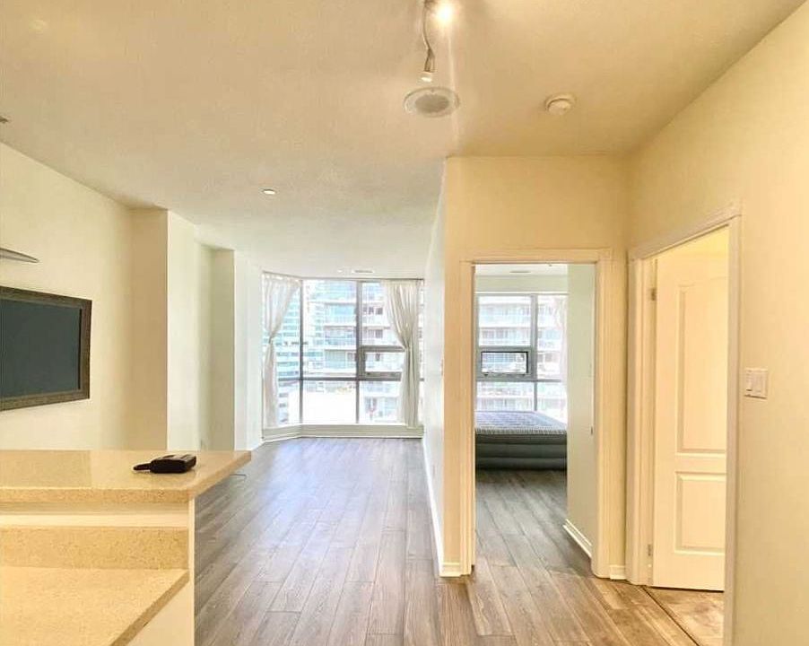 1st image of 393 King St W #903