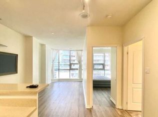 393 King St W #903, Toronto, ON M5V 3G8