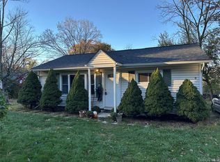 9 Upper Hillman Rd, Warwick, NY 10990